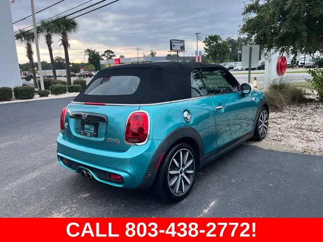 Used 2019 Blue MINI Classic image 3
