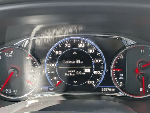 Used 2021 WHITE FROST TRICOAT GMC Denali image 30