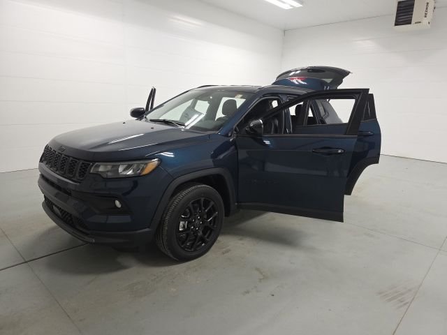 New 2026 Fathom Blue Pearl Coat Jeep Latitude image 10