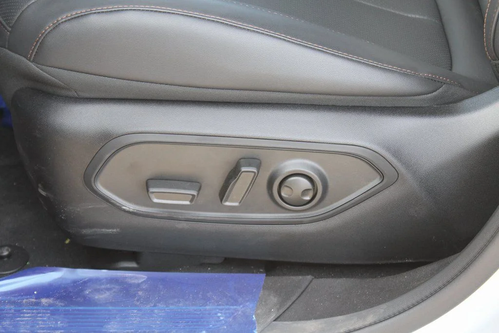 New 2026 Silver Jeep Limited image 12