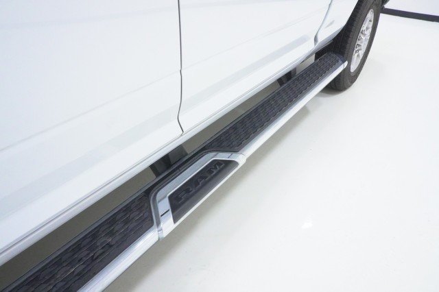 Used 2025  Ram Lone Star image 10