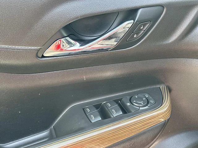 Used 2019 Red GMC SLE-1 image 15