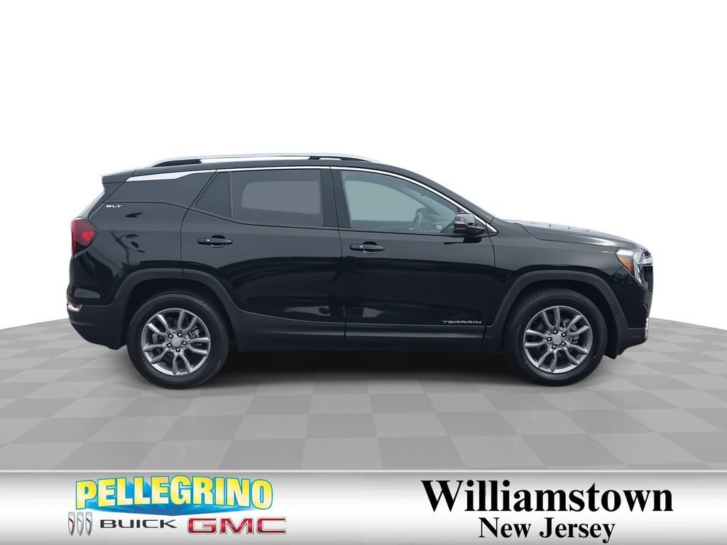 Certified Used 2022 Ebony Twilight Metallic GMC SLT image 9