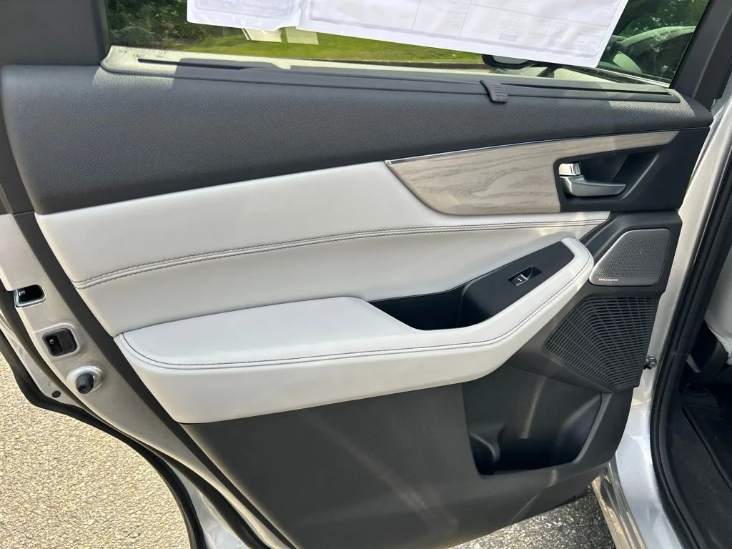New 2026 Solar Silver Metallic Acura Advance Package image 16