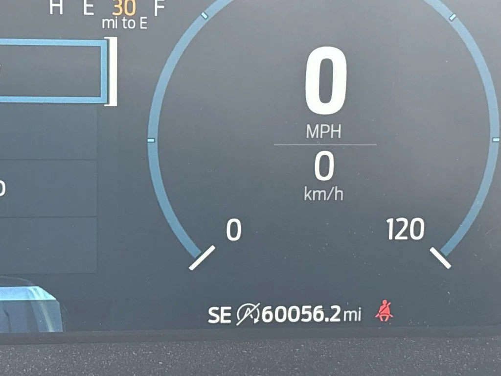 Used 2021  Ford Lariat image 16