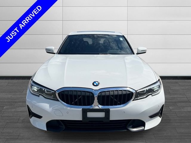Used 2019 White BMW 330i xDrive image 8