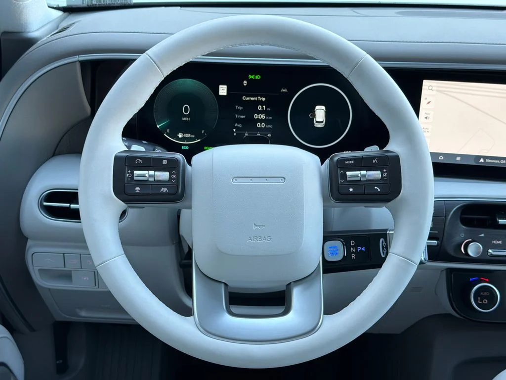 Used 2026 White Hyundai Blue SEL image 24