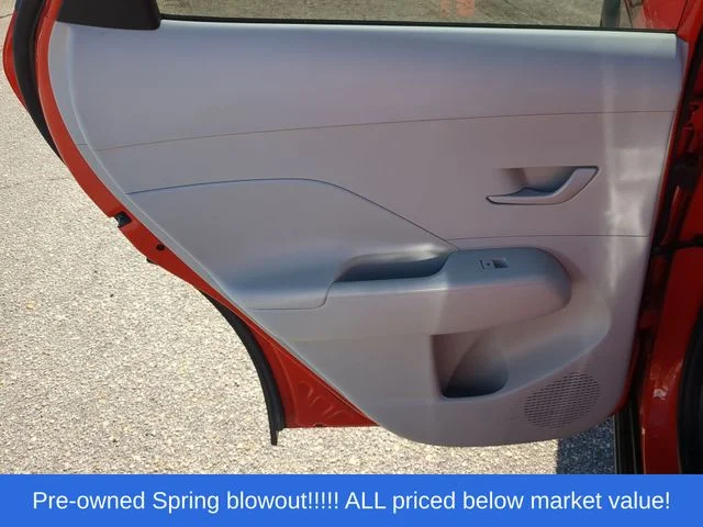 Used 2024 Orange Hyundai SEL image 33