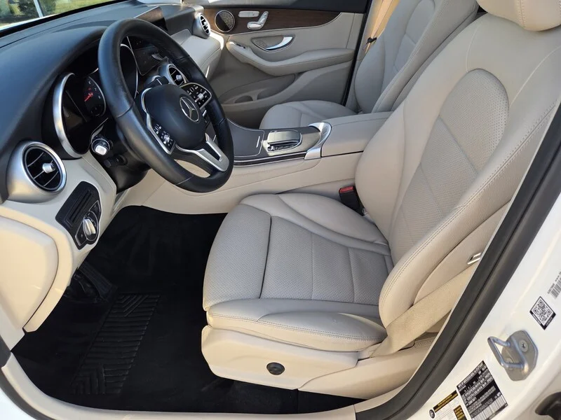 Used 2021 Polar White MERCEDES-BENZ GLC 300 SUV image 11