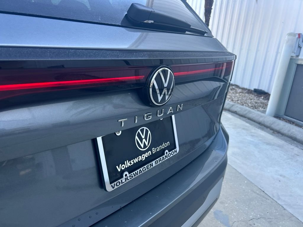 New 2026 Gray Volkswagen S image 29