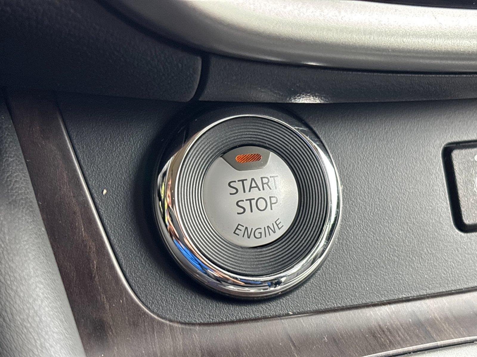 Used 2024 Boulder Gray Pearl Nissan Platinum image 22