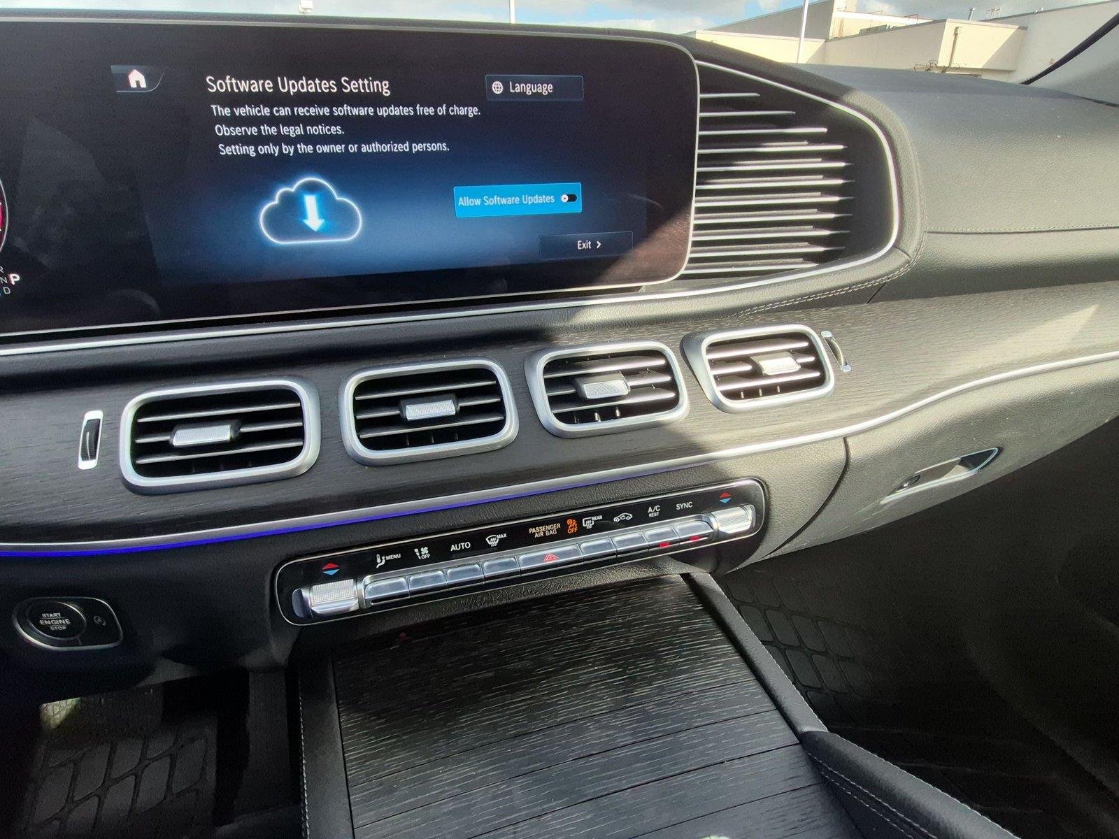 Used 2024 Twilight Blue Metallic Mercedes-Benz GLS 450 image 23