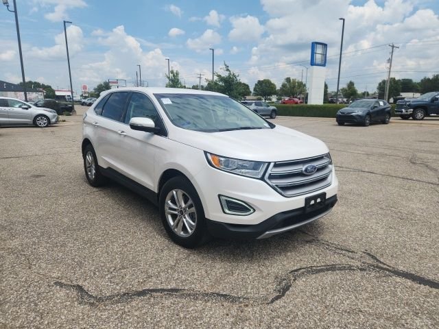 Used 2017 White Ford SEL image 3