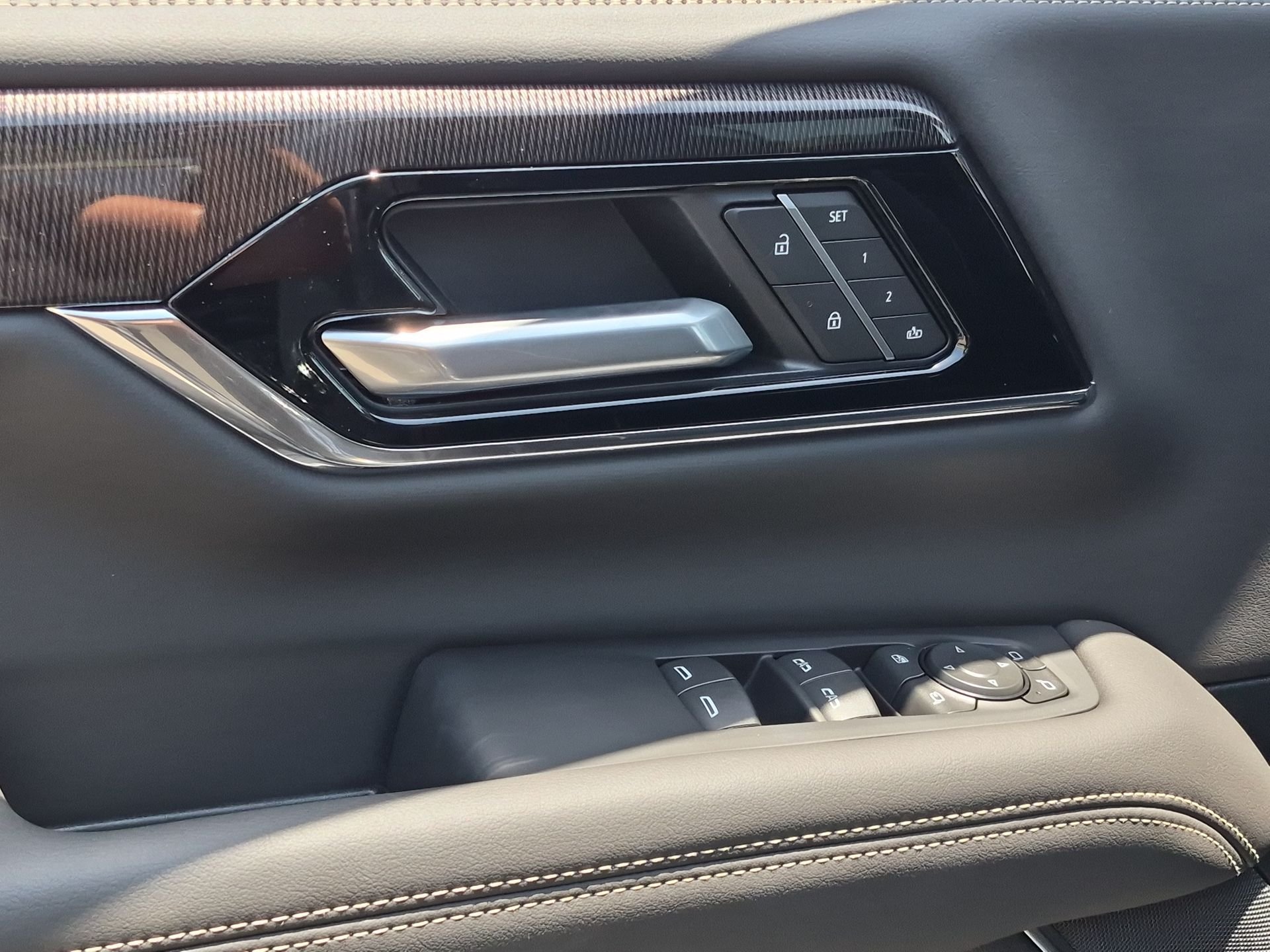 2026 GMC Yukon XL Elevation - Photo 24