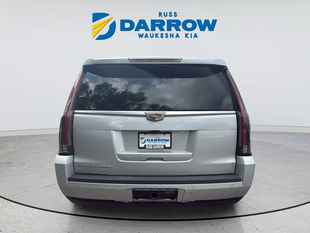 Used 2017 Silver Cadillac Premium image 4