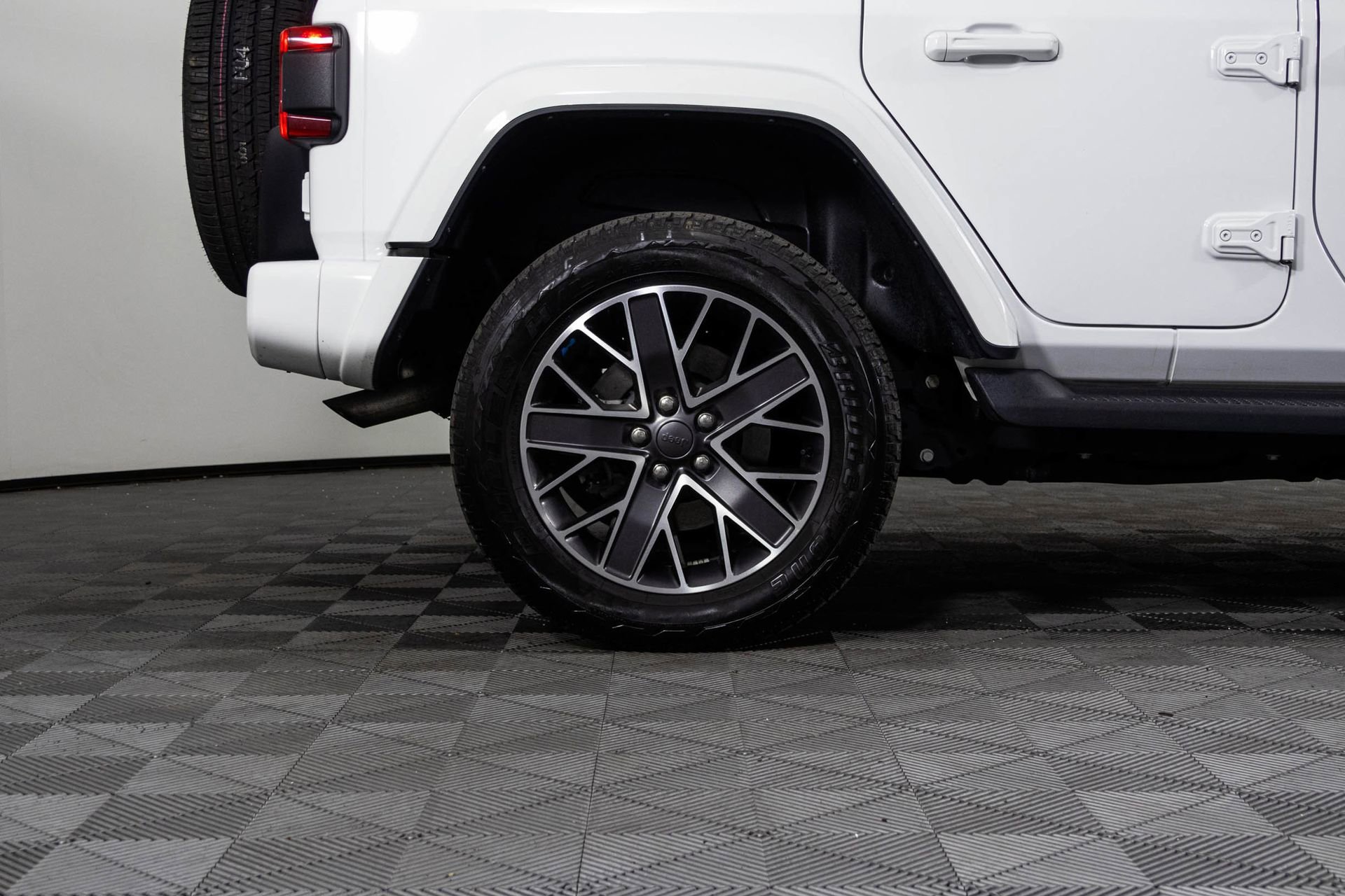 2022 JEEP WRANGLER - Image 45