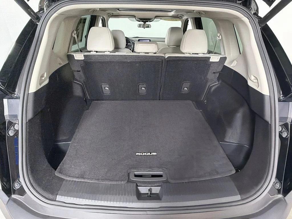 Used 2023 Super Black Nissan SV image 26