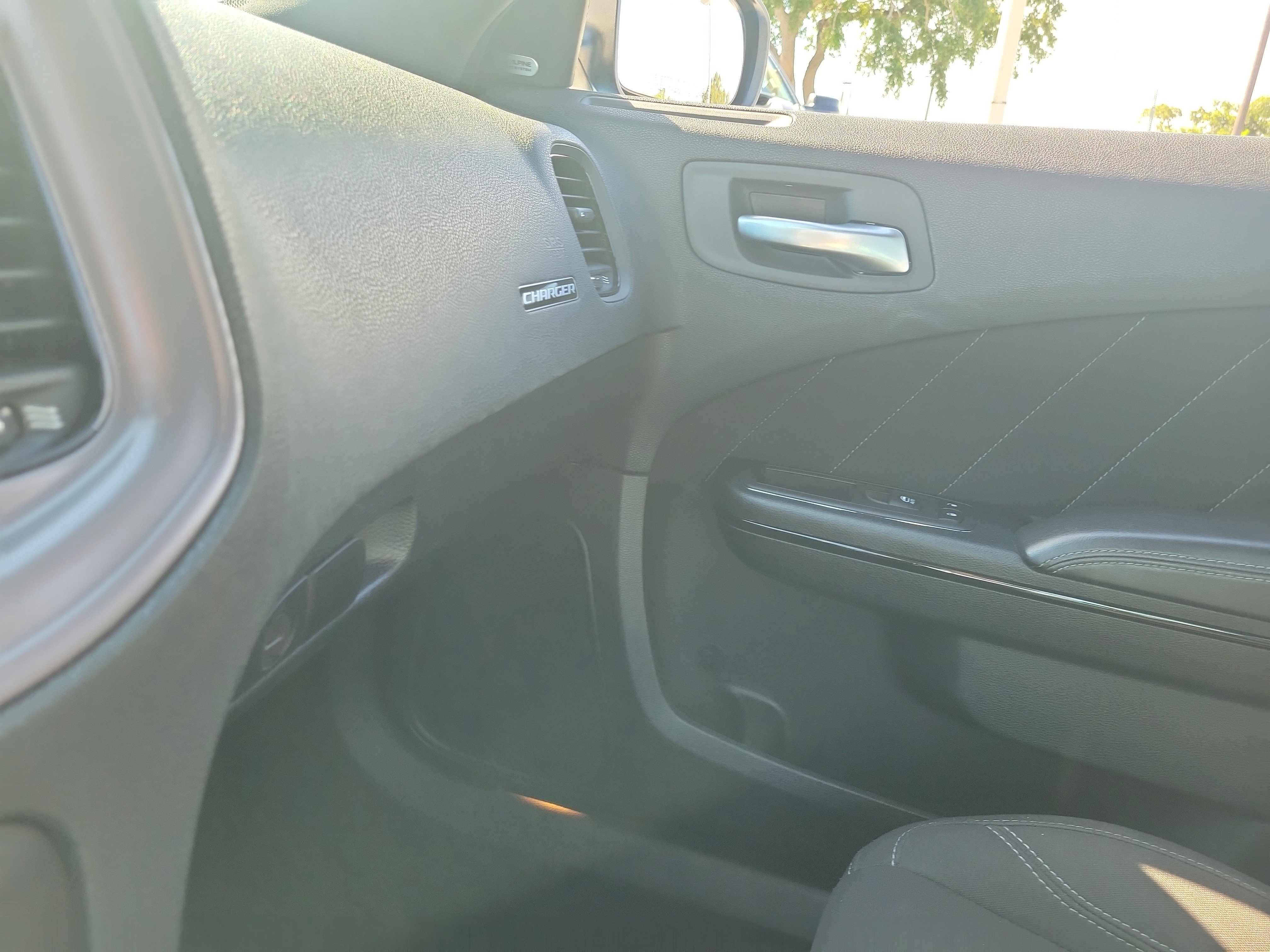 Used 2023 B5 Blue Pearlcoat Dodge SXT image 27