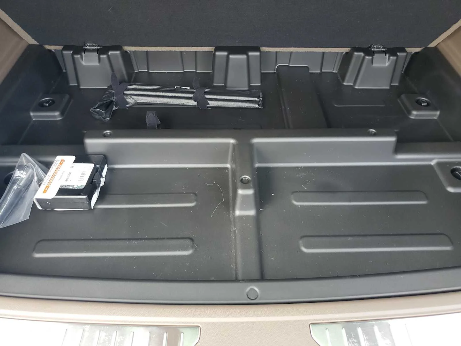 New 2026 Glacier White Tricoat GMC Denali image 16