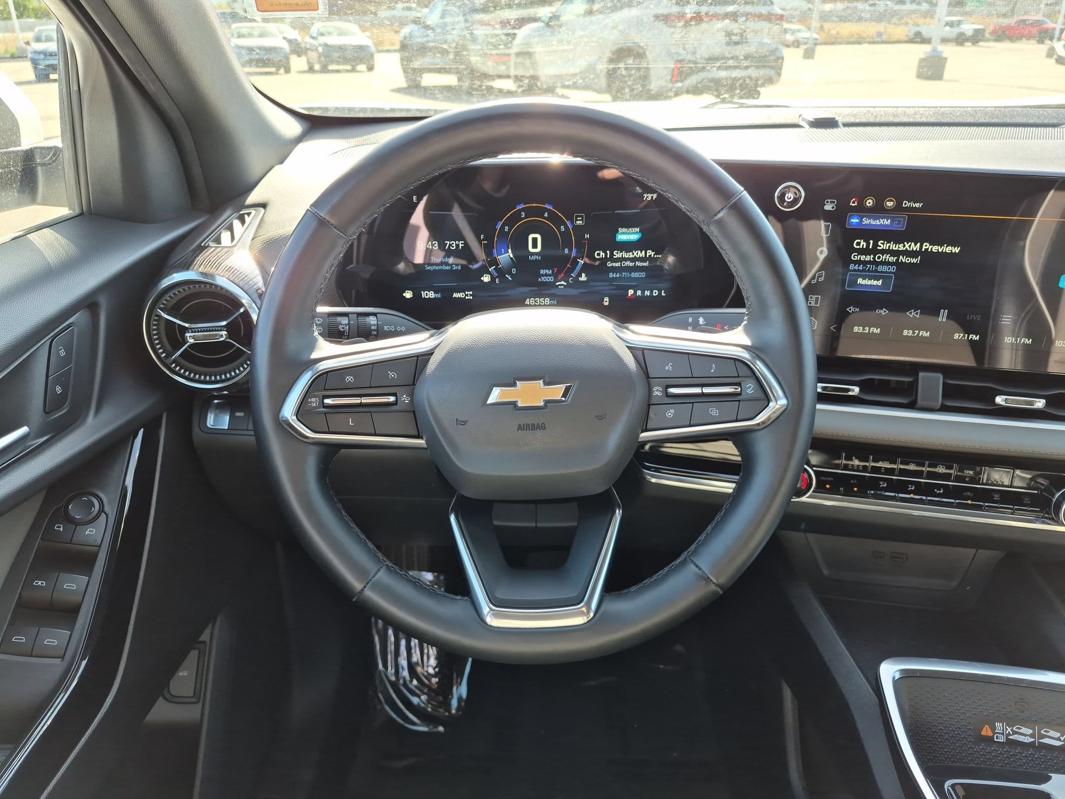 Used 2025 Summit White Chevrolet AWD LT image 16