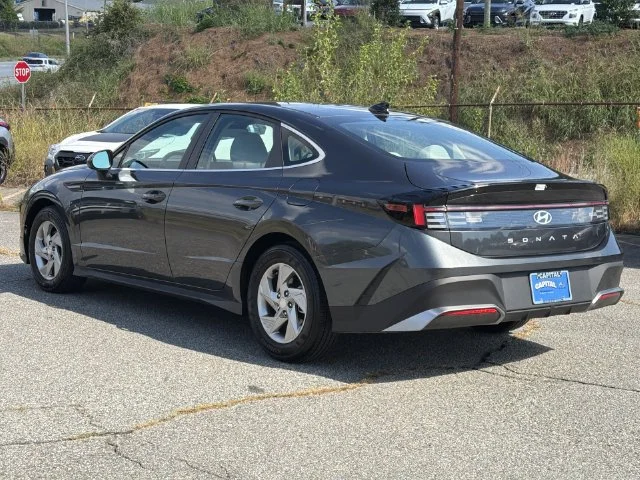 Used 2026 Gray Hyundai SE image 11