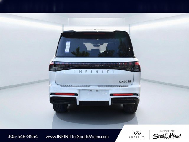 New 2026 2T RADIANT WHIT INFINITI Sport 4WD image 5