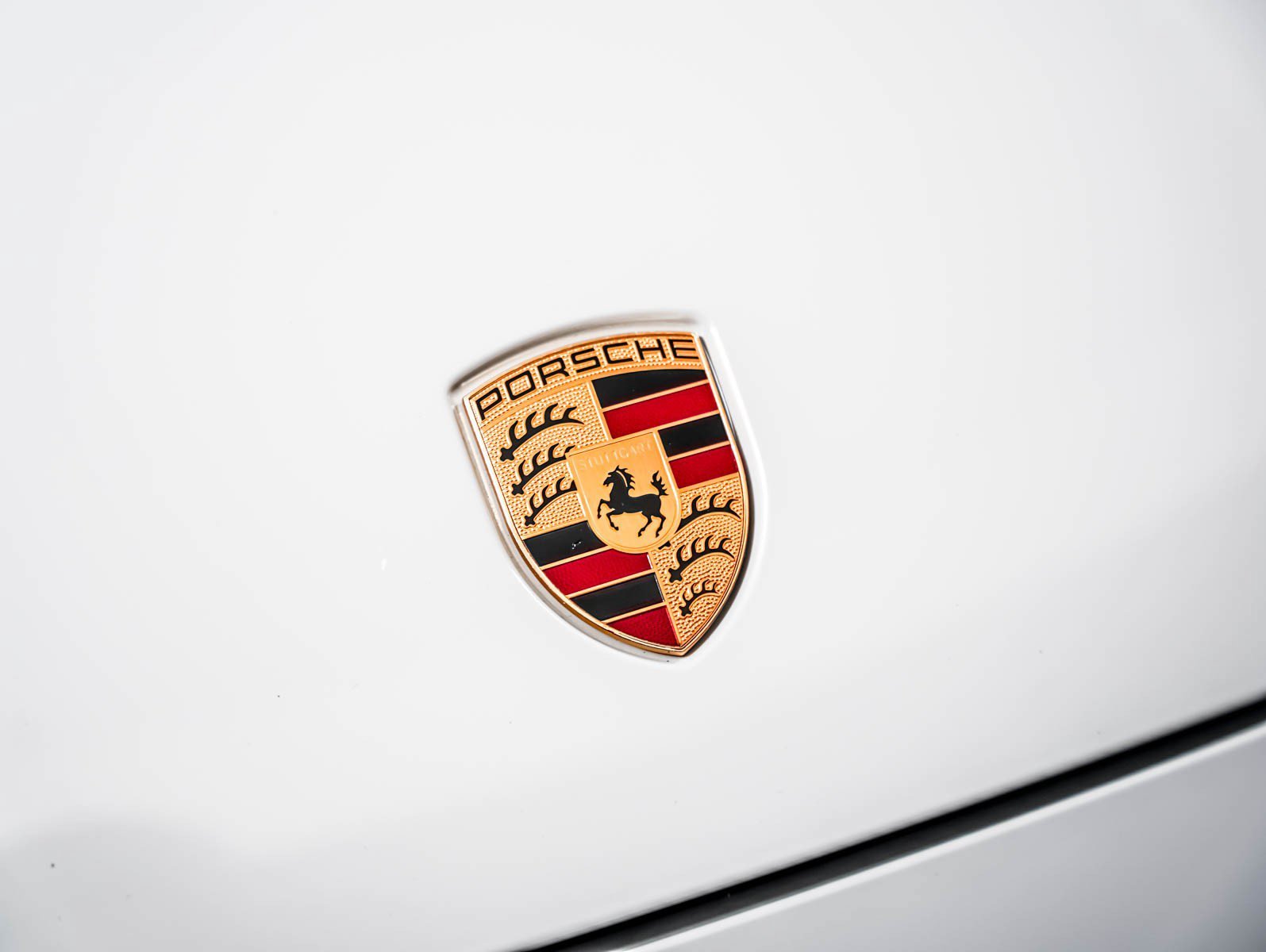 Certified Used 2023 CHALK Porsche Coupe image 31