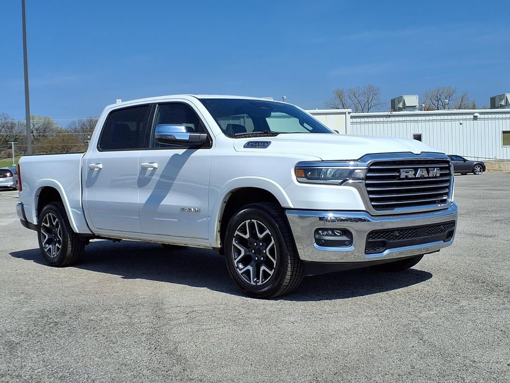 2025 RAM 1500 Laramie 4x4 Crew Cab 5'7's photo