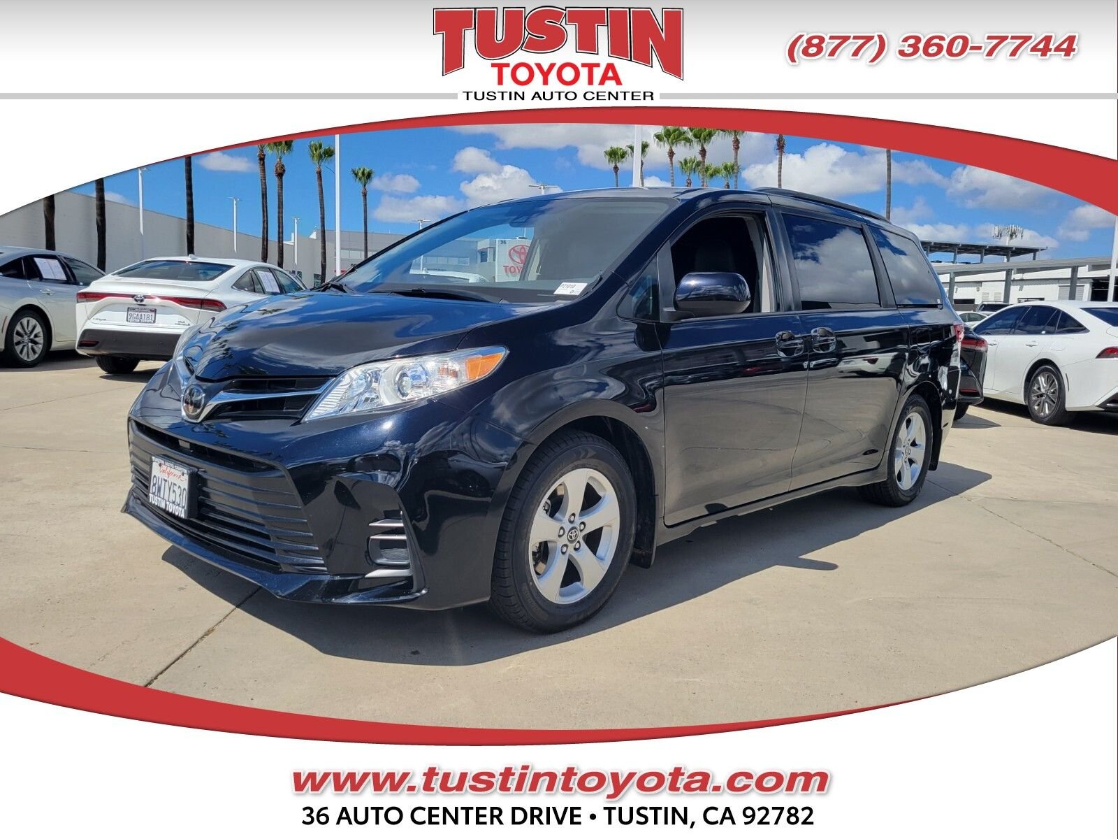 2019 Toyota Sienna LE V6 8-Passenger's photo