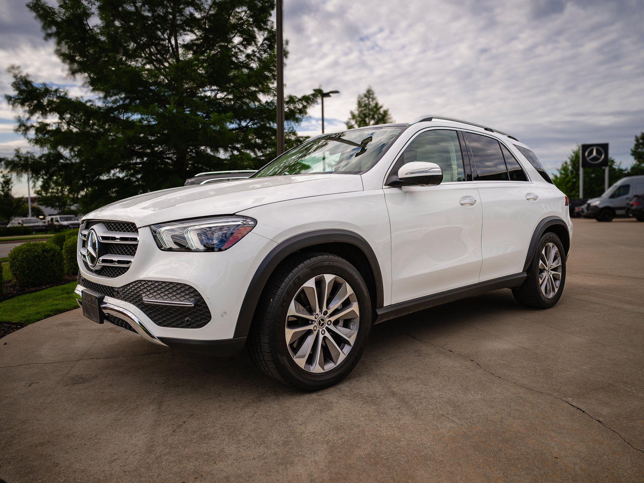 Certified Used 2023 Polar White Mercedes-Benz GLE 450 image 3