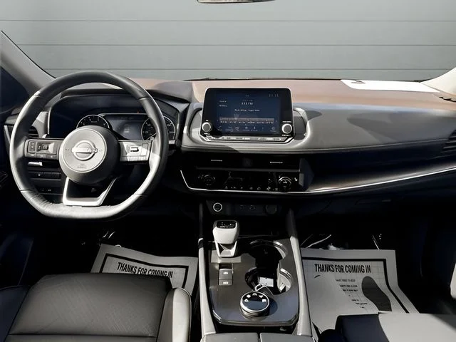 Used 2023 Silver Nissan SV image 13