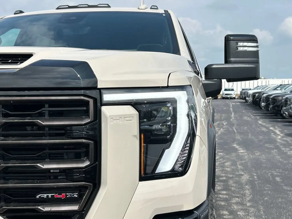 2026 GMC Sierra 2500HD AT4X - Photo 11