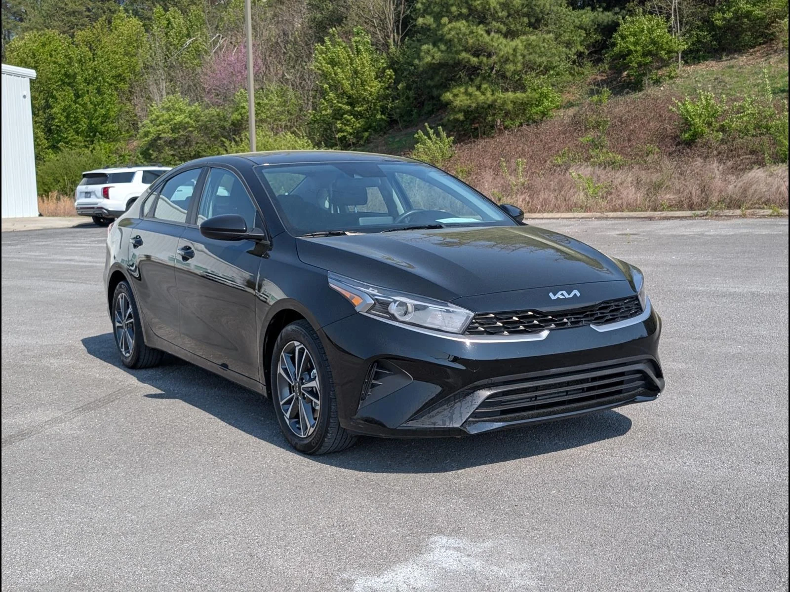 2024 Kia Forte LXS AT's photo