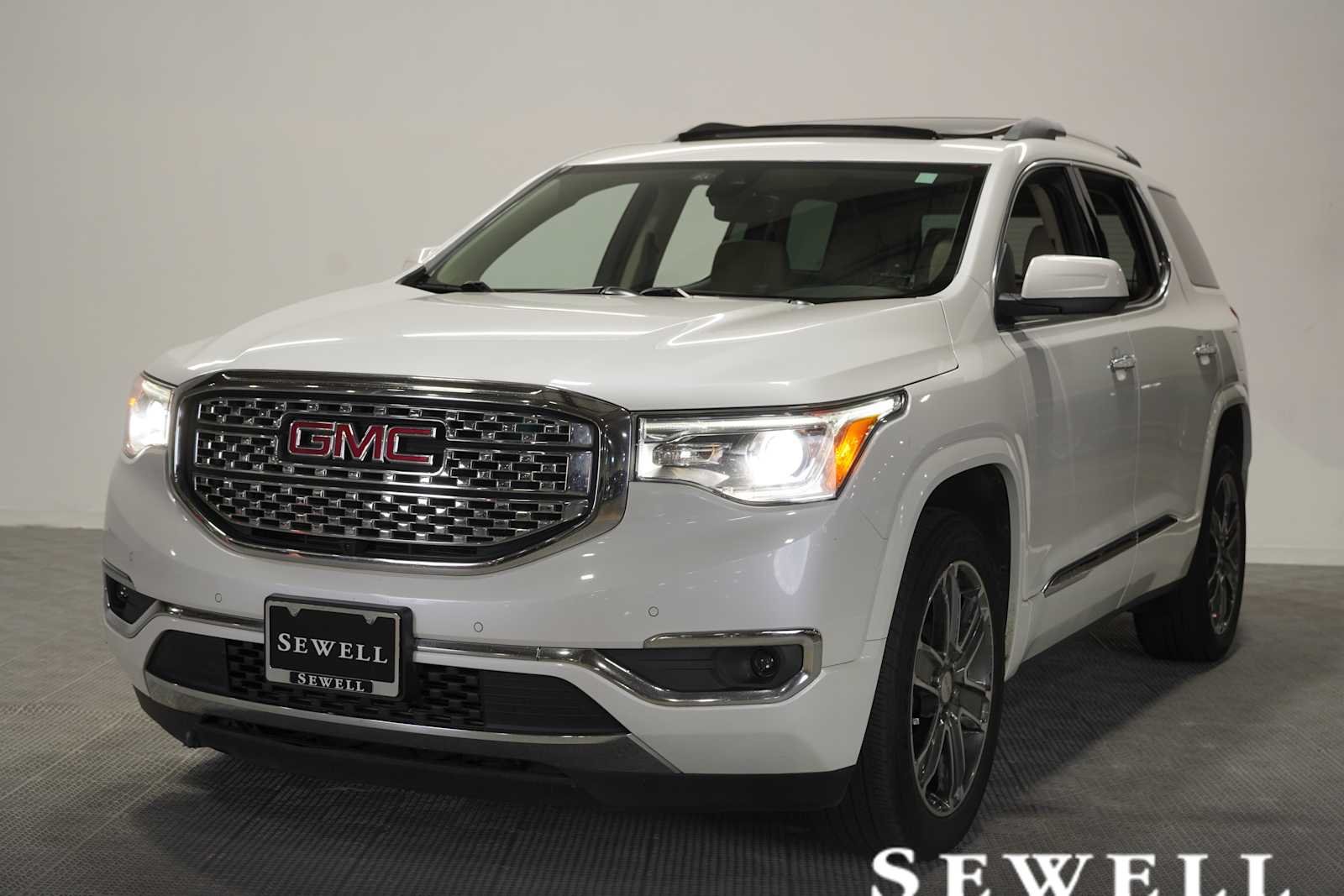 2019 GMC Acadia Denali