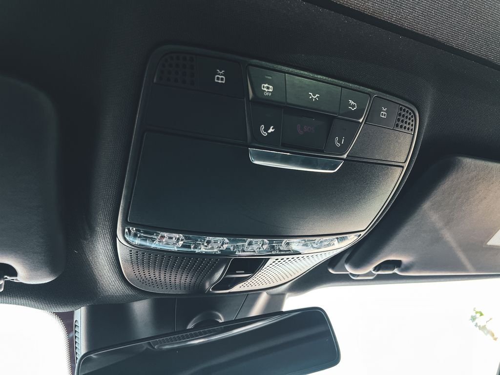 Used 2018 Black Mercedes-Benz E 300 image 28