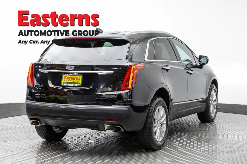 Used 2022 Black Cadillac Luxury image 5