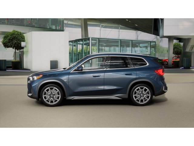 New 2027 0C7R Night Dusk Blue Metallic BMW xDrive28i image 4