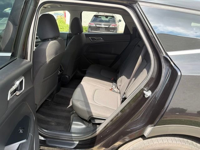 Used 2024 Black Kia LX image 18