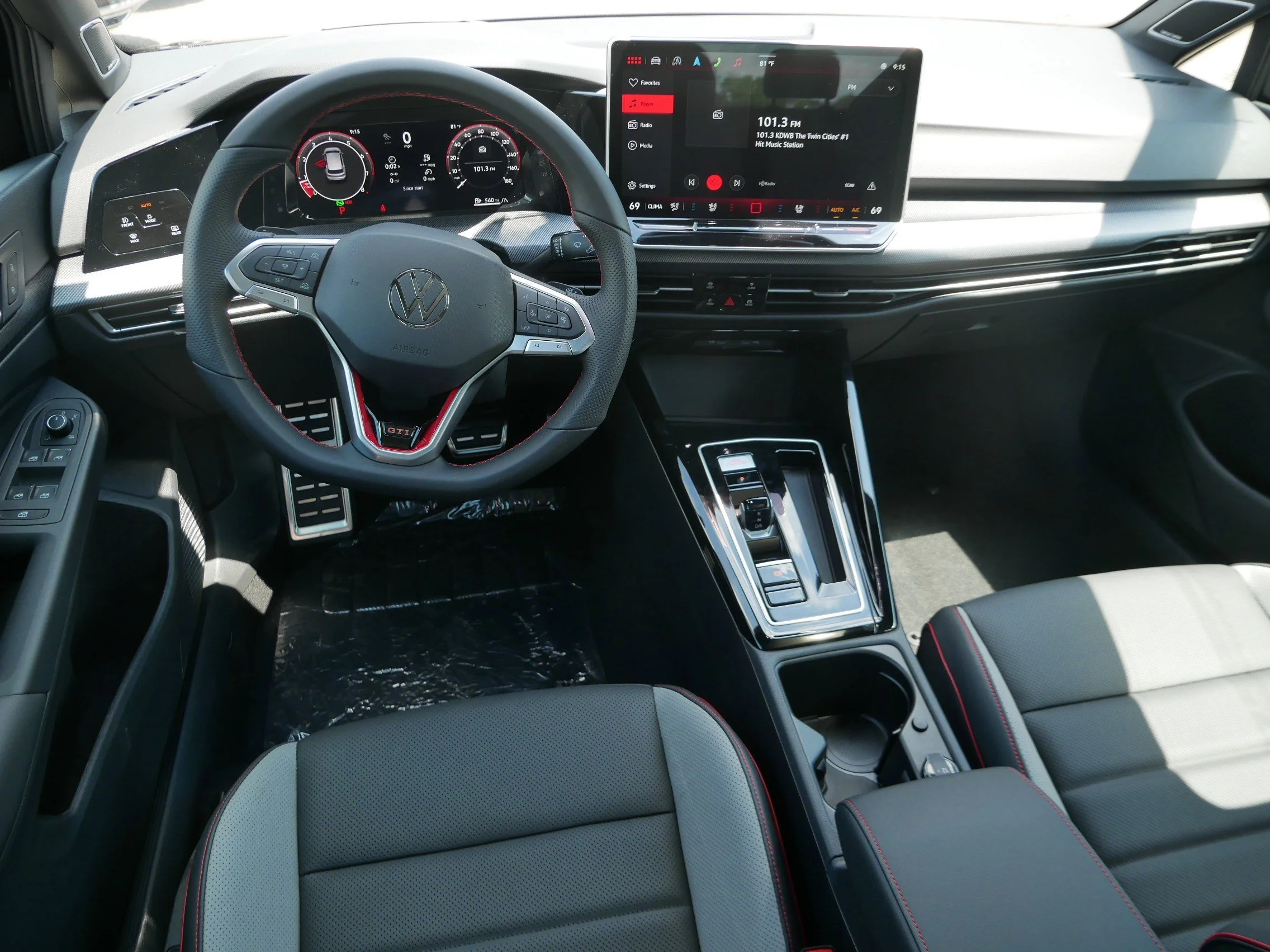 New 2026 Mythos Black Metallic Volkswagen Autobahn image 7