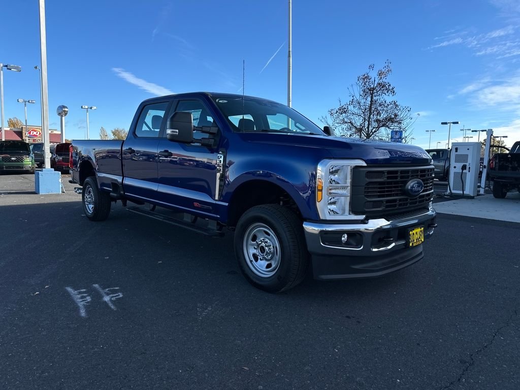 2026 Ford F-350 Super Duty XL - Photo 8