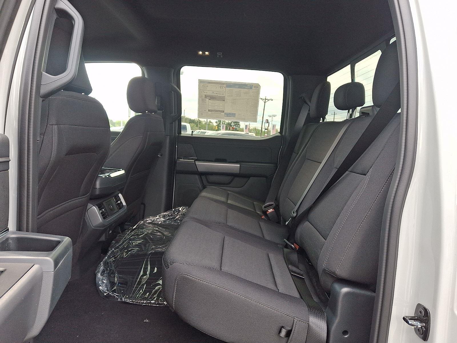 New 2026 Avalanche Ford XLT image 8