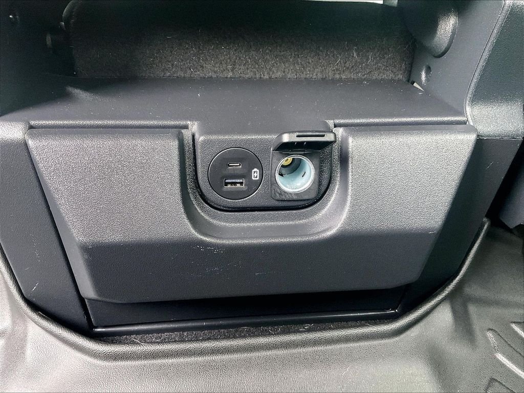 Used 2023 Black Ford XL image 27