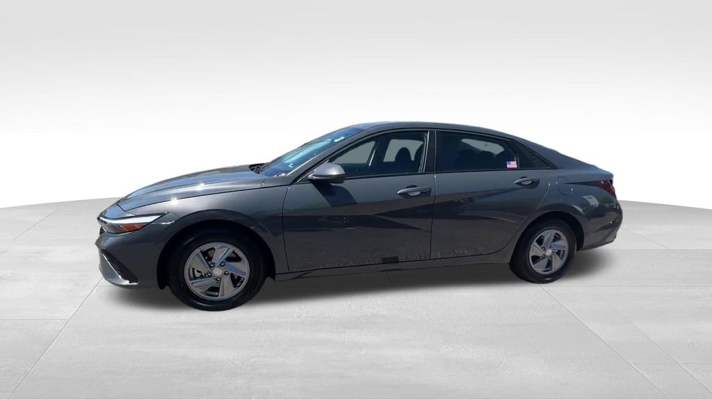 Used 2026 Gray Hyundai SE image 13