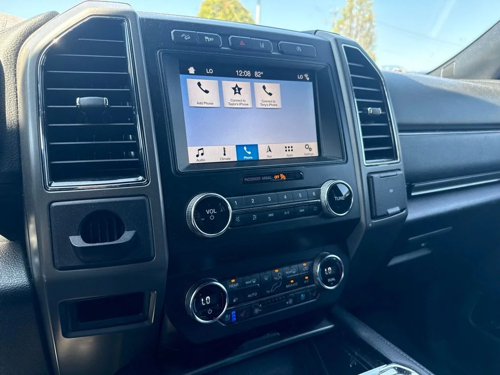 Used 2019 Black Ford XLT image 11
