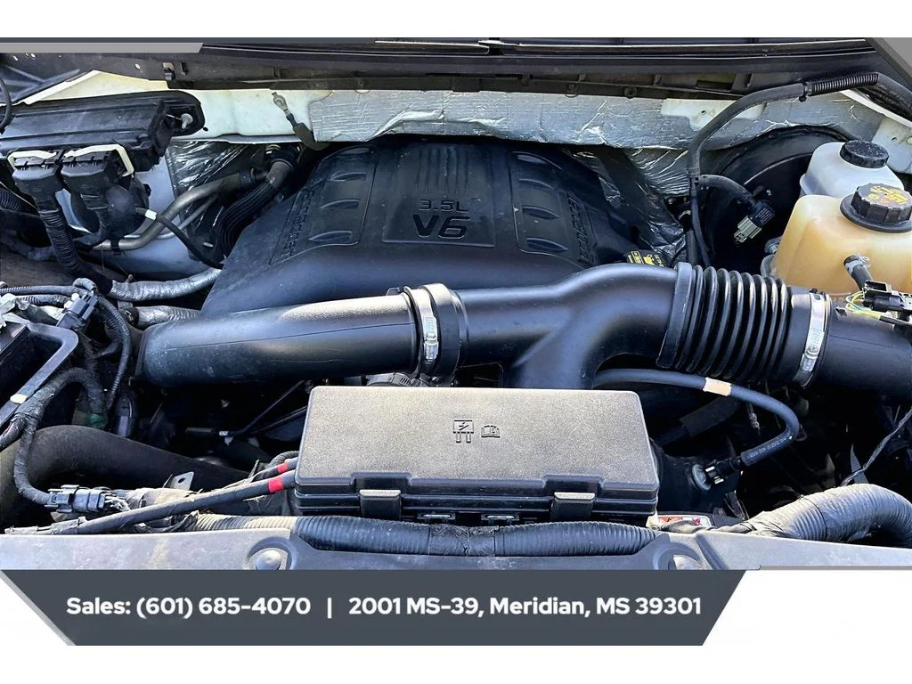 Used 2012 White Platinum Metallic Tri-Coat Ford Lariat image 8