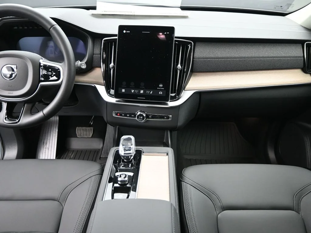 New 2026 Vapour Grey Volvo Core image 22
