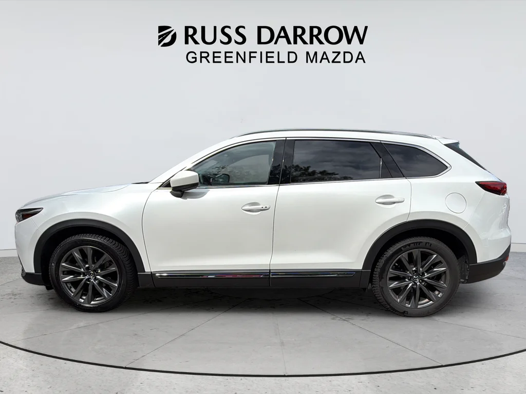 Used 2020 White Mazda Signature image 2