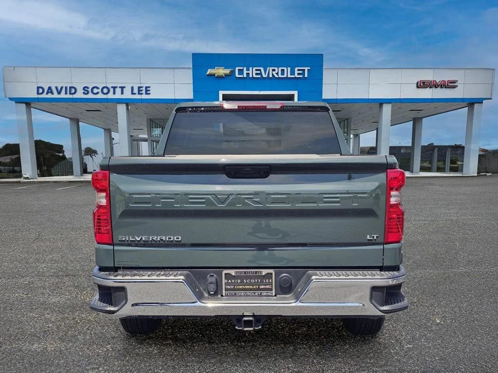 Used 2025 Cypress Gray Chevrolet LT image 10