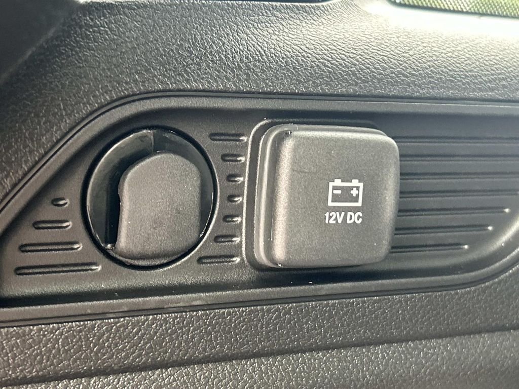Used 2025 Gray Jeep Limited image 13