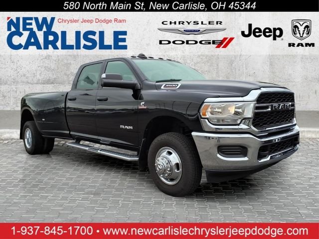 2022 RAM 3500 Tradesman 4X4 Crew Cab LWB's photo
